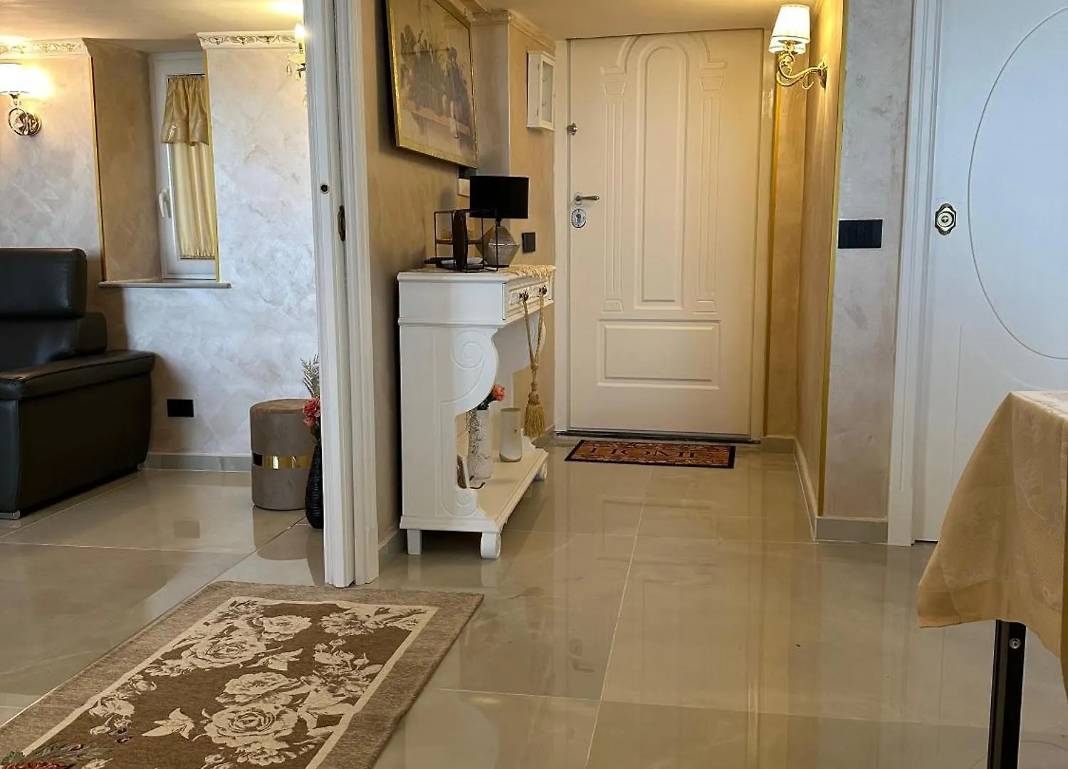 Casa Dolce Casa Luxury Bed & Breakfast Naples